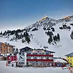 Austria Alpinhotel In Out An Der Edelweissbahn Hotel 3*