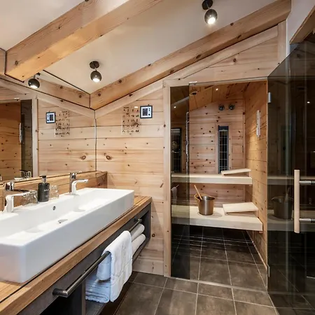 Austria Alpinhotel In Out An Der Edelweissbahn 3* اوبرتاورن