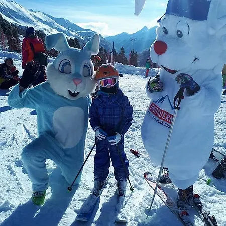 ホテル Austria Alpinhotel In Out An Der Edelweissbahn