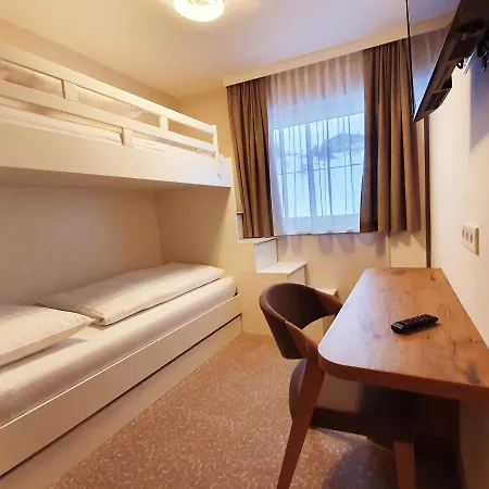 Austria Alpinhotel In Out An Der Edelweissbahn