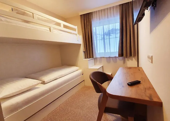 Austria Alpinhotel In Out An Der Edelweissbahn